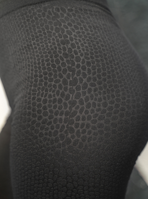 Snake Skin Leggings | Black Snakeskin Leggings | Keep It Squishy